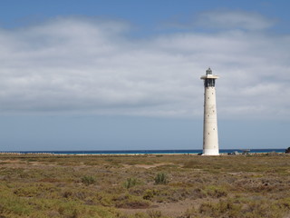 Fototapeta na wymiar Latarnia morska w Jandia - Fuerteventura