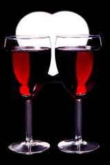 pair wineglass with heart