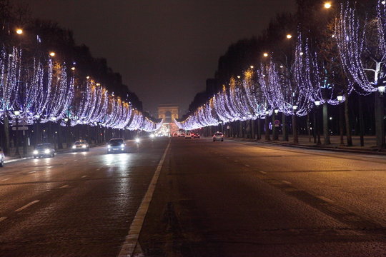Fototapeta Champs Elysées illuminées