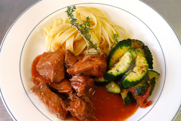 Kalbsragout