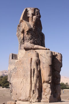 colosse de memnon egypte