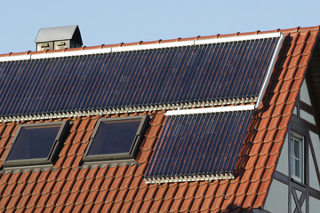 photovoltaikanlage auf einem dach