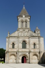 Fototapeta na wymiar Abbaye de Nieul sur l’Autise