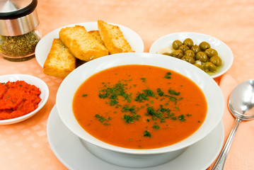 Tomaten-Krem-Suppe