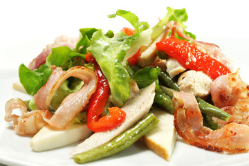 Vegetable Salad with Cheese and Bean