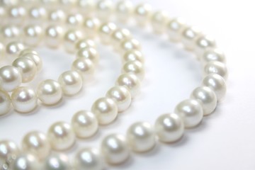 pearl necklace - 11496943