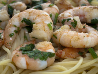 spaghetti mit shrimps