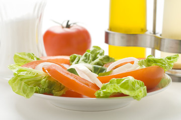 fresh natural salad bowl tomato lettuce onion