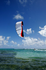 Kitesurf dans le lagon
