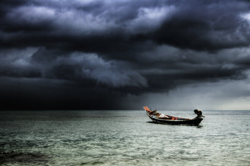 Stormy sea (Koh Tao, Thailand)