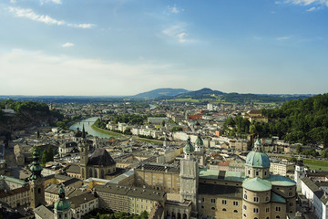 Fototapeta na wymiar Letni Salzburg