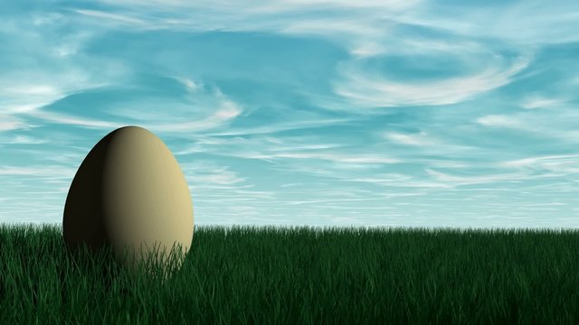 Osterei im Gras mit Wolken und Himmel