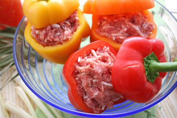 gefüllte paprika