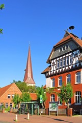 Burgwedel, Grundschule, St. Petri Kirche