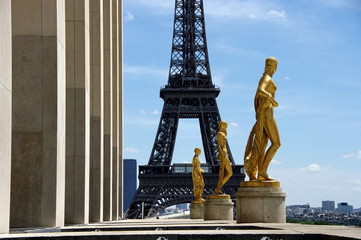 Tour Eiffel au Trocadéro, Paris, France - obrazy, fototapety, plakaty