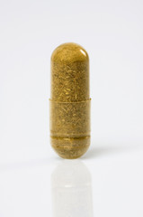 gelule pilule m&eacute;dicament compl&eacute;ment alimentaire herbe bio rem&egrave;de