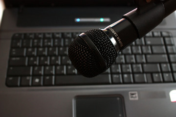 Microphone, laptop