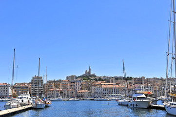 Fototapeta na wymiar Frankreich, Marseille, Notre Dame, Hafen