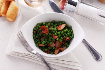 Piselli e pancetta alla fiorentina - Contorni della toscana