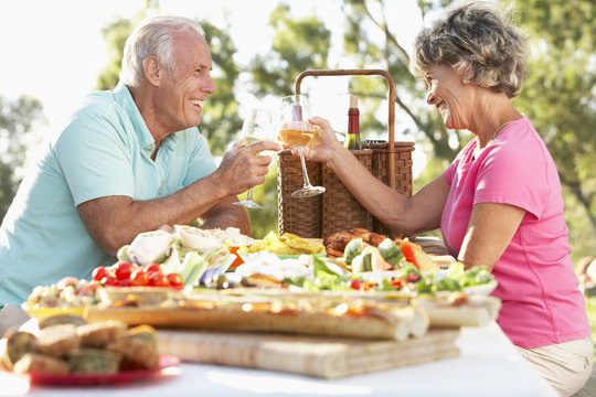 Couple Dining Al Fresco