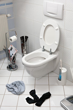 &Auml;rger im Alltag &uuml;ber WC, Socken, Unterw&auml;sche