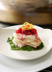 Filete de pescado con salsa de xoconostle. México