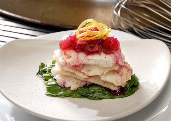 Filete de pescado con salsa de xoconostle. México