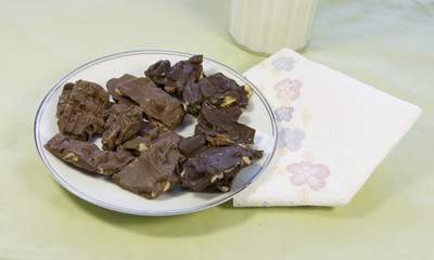 dark and milk chocolate pecan bark candy
