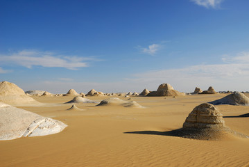 Tent valley desert