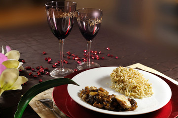 table marron et rouge