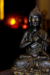 Buddha im Dunkle
