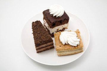 slices of pies with cream