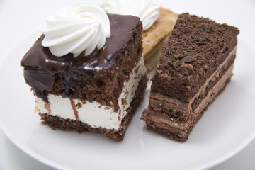 slices of pies with cream