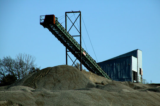 coal and gravel shute