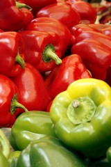 Obraz na płótnie Canvas Red and green pepper