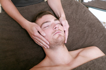 Obraz na płótnie Canvas Men Massage