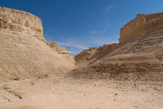The Perazim canyon.