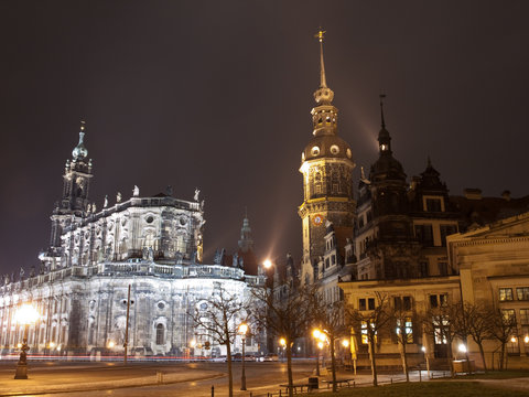 Palacios e iglesias en Dresde