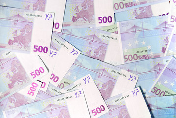 The set of the euro lays in the disorder