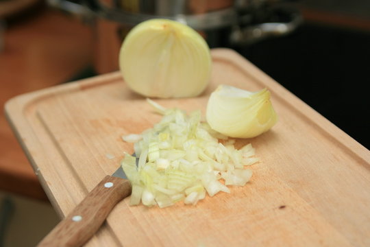 pr&eacute;parer les oignons