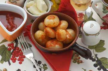 Cipolline in sugo - Contorni Emilia Romagna