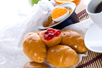 Croissant with jam