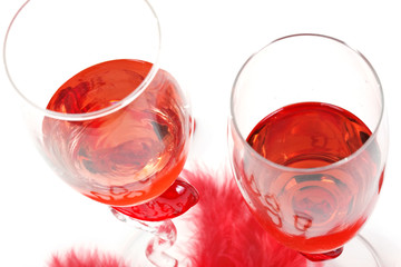 Zwei Gläser mit ...