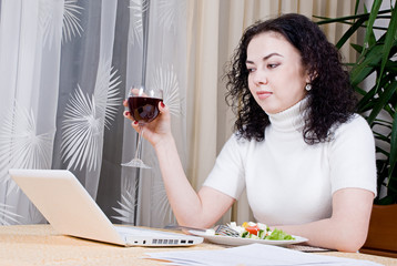 beautiful young woman works in a restaurant