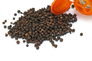 du poivre en grains