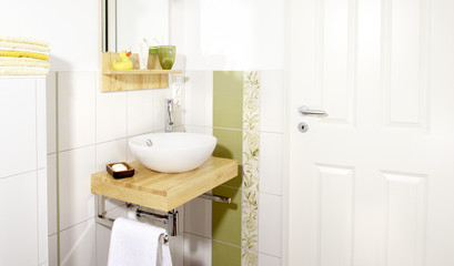 Waschtisch - Handtuch - Seife - wide mit deko