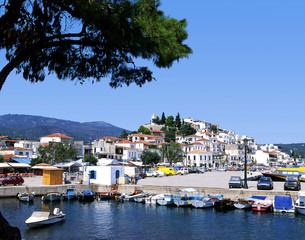 Skiathos port