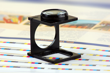 Farbkontrolle im Offsetdruck