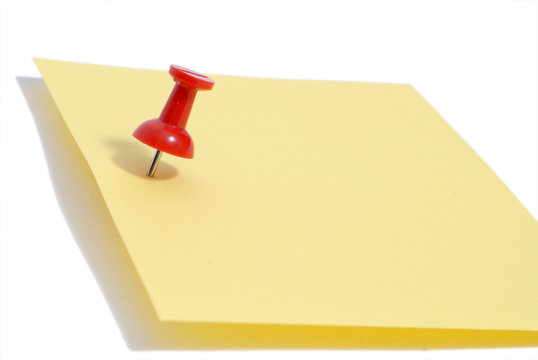 card with drawing pin, kartka z pinezką