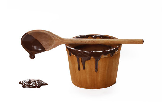 cuchara con crema de chocolate.